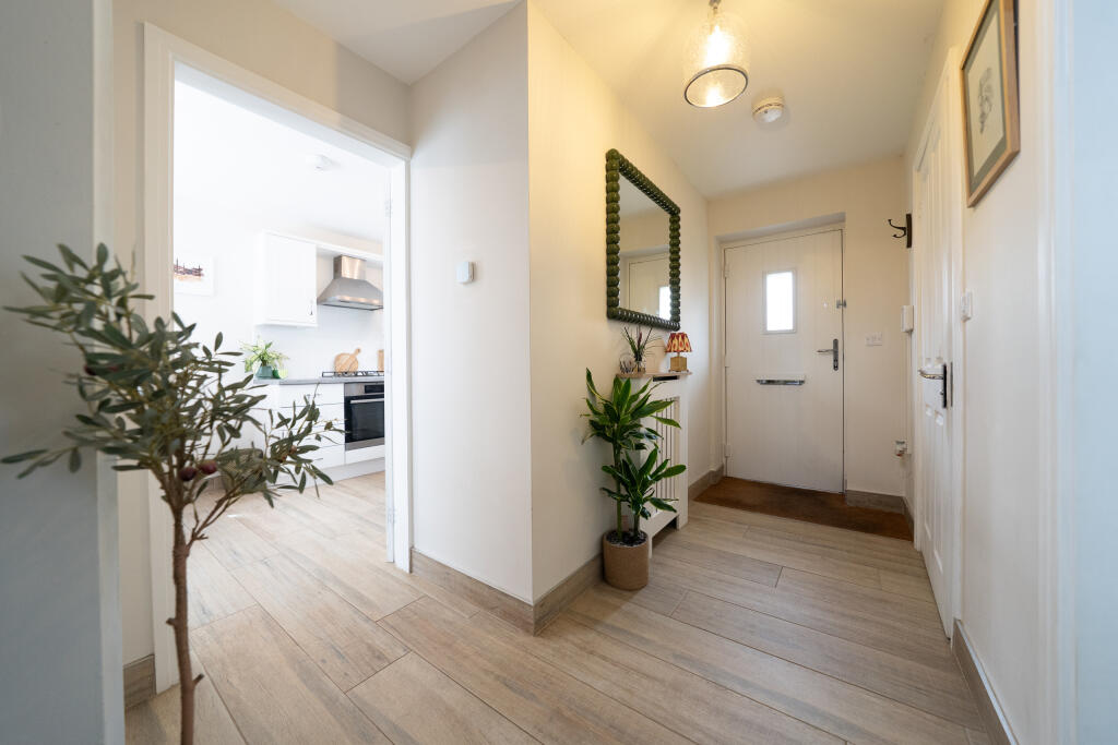 Lovett Crescent, Mountsorrel, Loughborough, Leicestershire - View 3