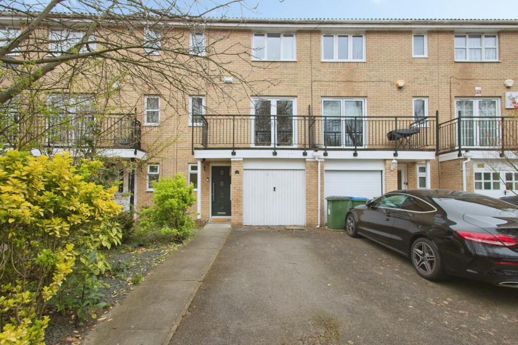Main image of property: Ridge Close, London, SE28