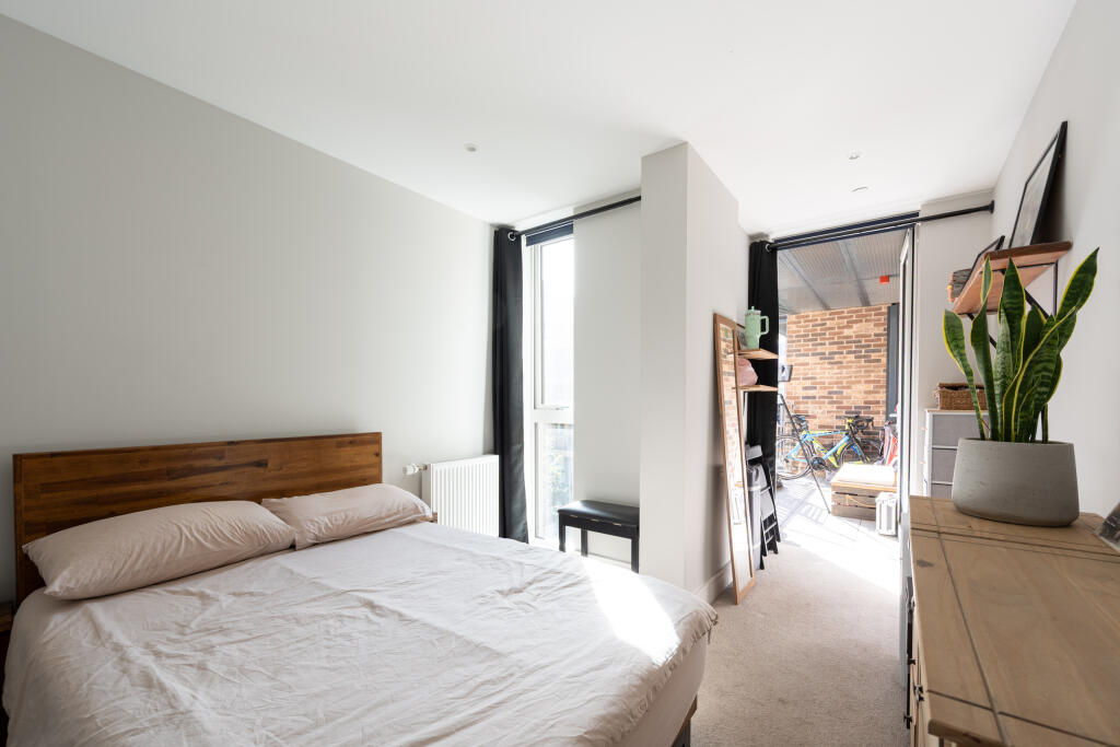 Apartment in London - More