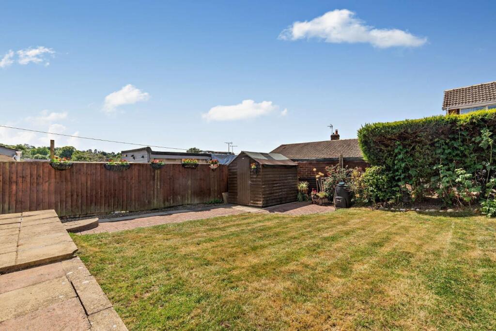 Coppice Way, Harrogate photo 4