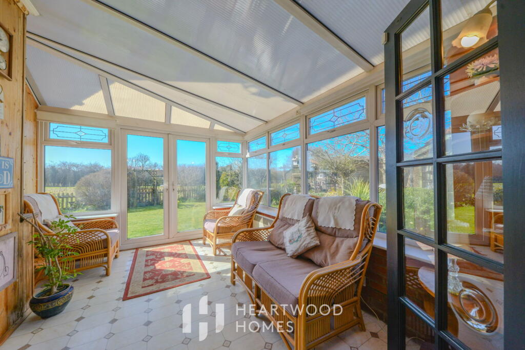 House in St Albans, Roestock, Colney Heath - View 4