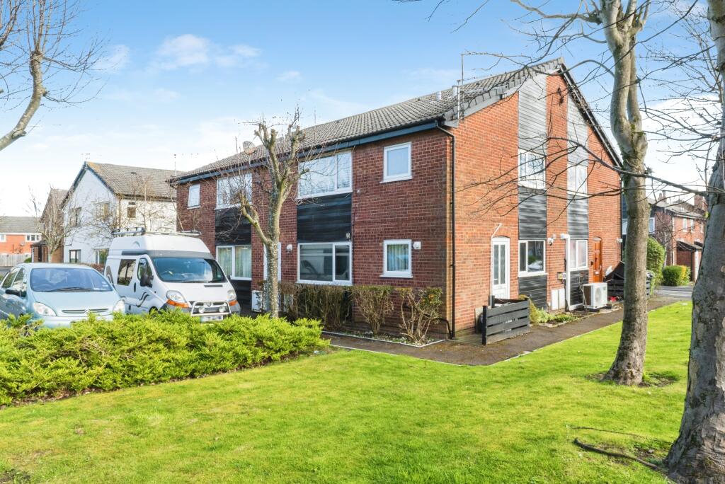 Main image of property: Snowdon Close, Blackpool, FY1