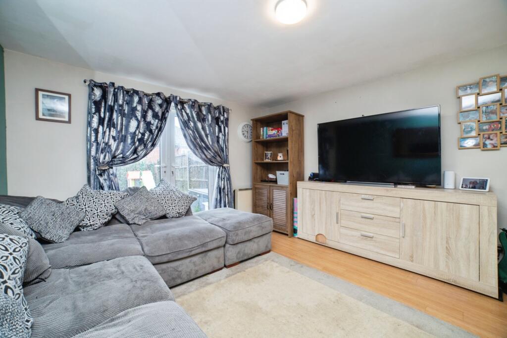 Beechwood Grove, Sutton-in-Ashfield, Nottinghamshire, NG17 - View 6