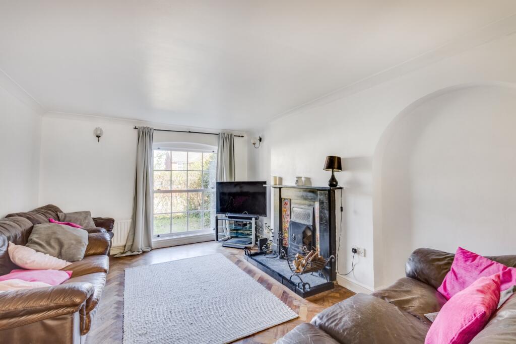 Additional image 5 of Digswell Park Road, Welwyn Garden City, Hertfordshire, AL8