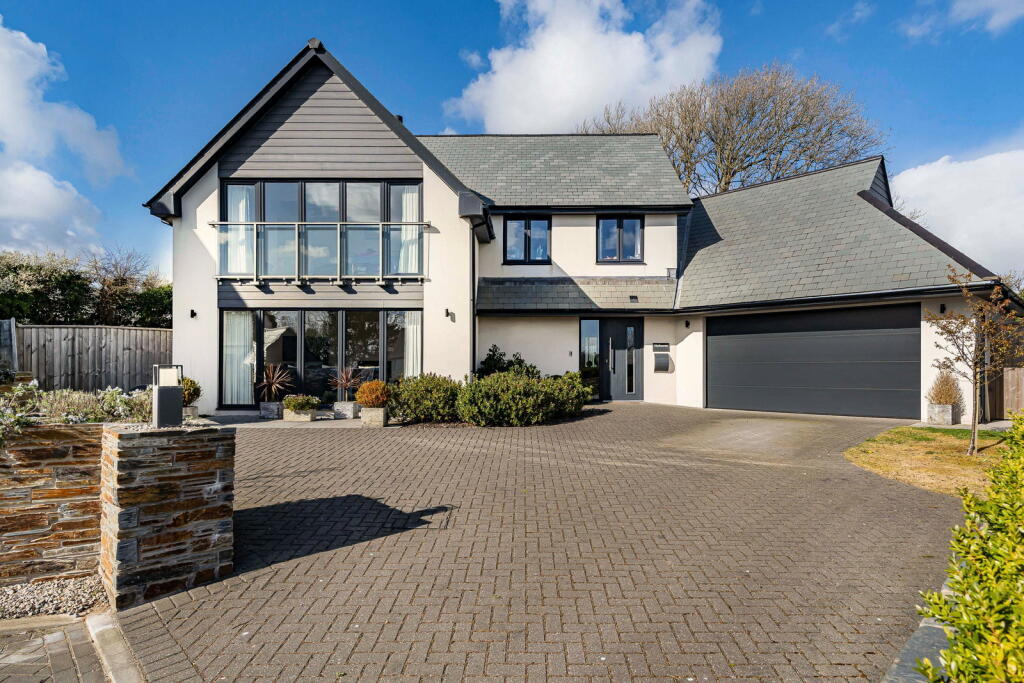 Main image of property: De Ferrers Drive, NEWTON FERRERS, South Devon