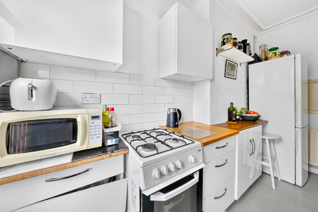 Apartment in London - More