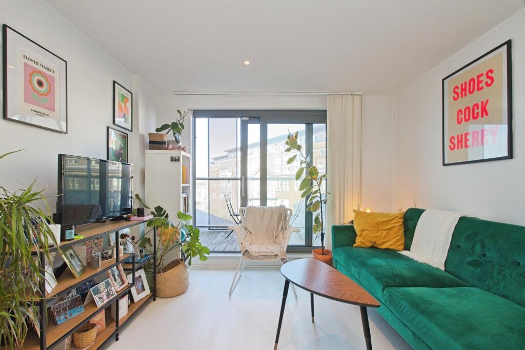 Main image of property: Royal Carriage Mews, London, SE18