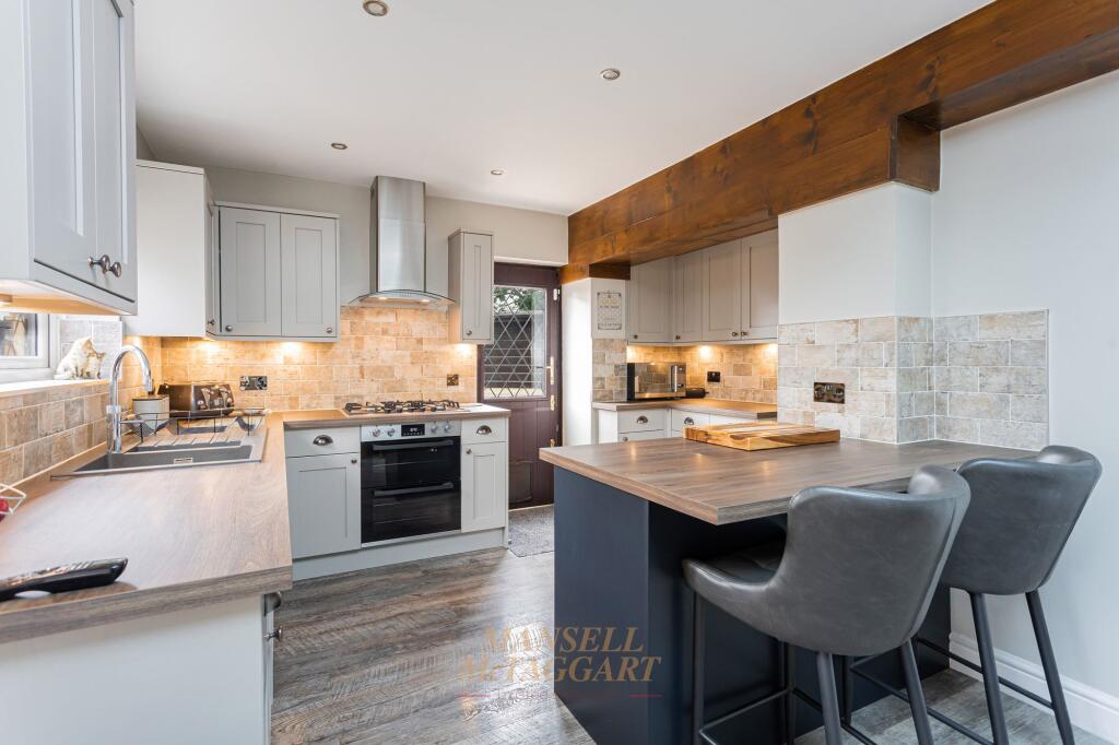 House in Redhill - View 5
