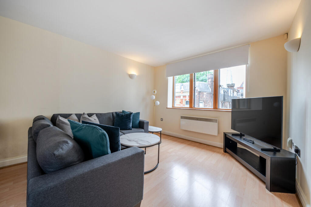Apartment in London, St John's Estate, Bermondsey - View 4
