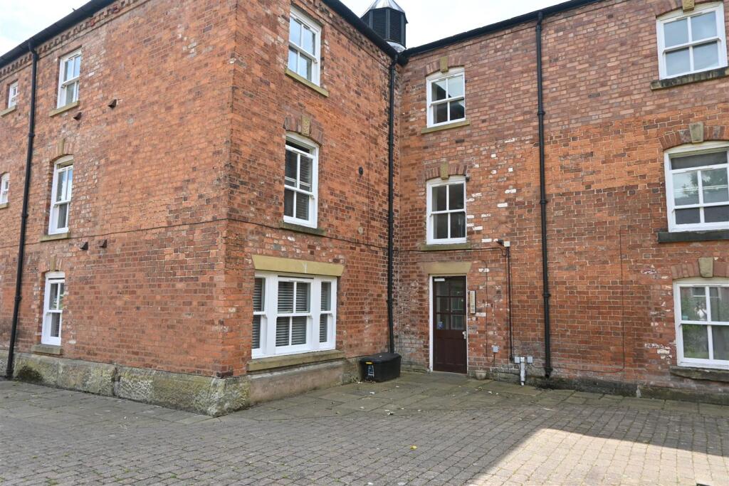 Main image of property: Pentrefelin, Wrexham