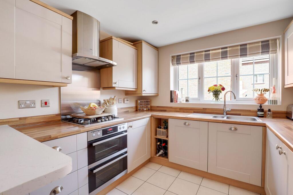 House in Nottingham - View 4