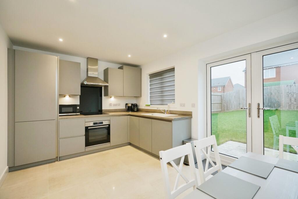Perkins Close, COALVILLE, Leicestershire, LE67 photo 2