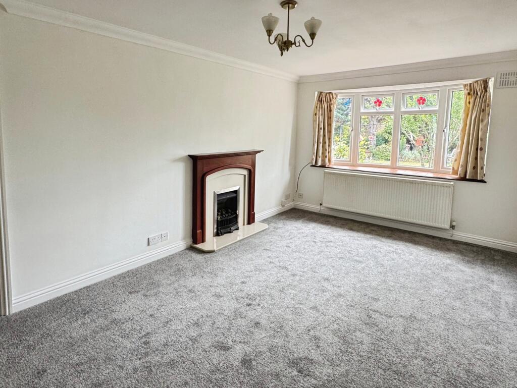 Walmer Road, Woodley, Reading photo 4