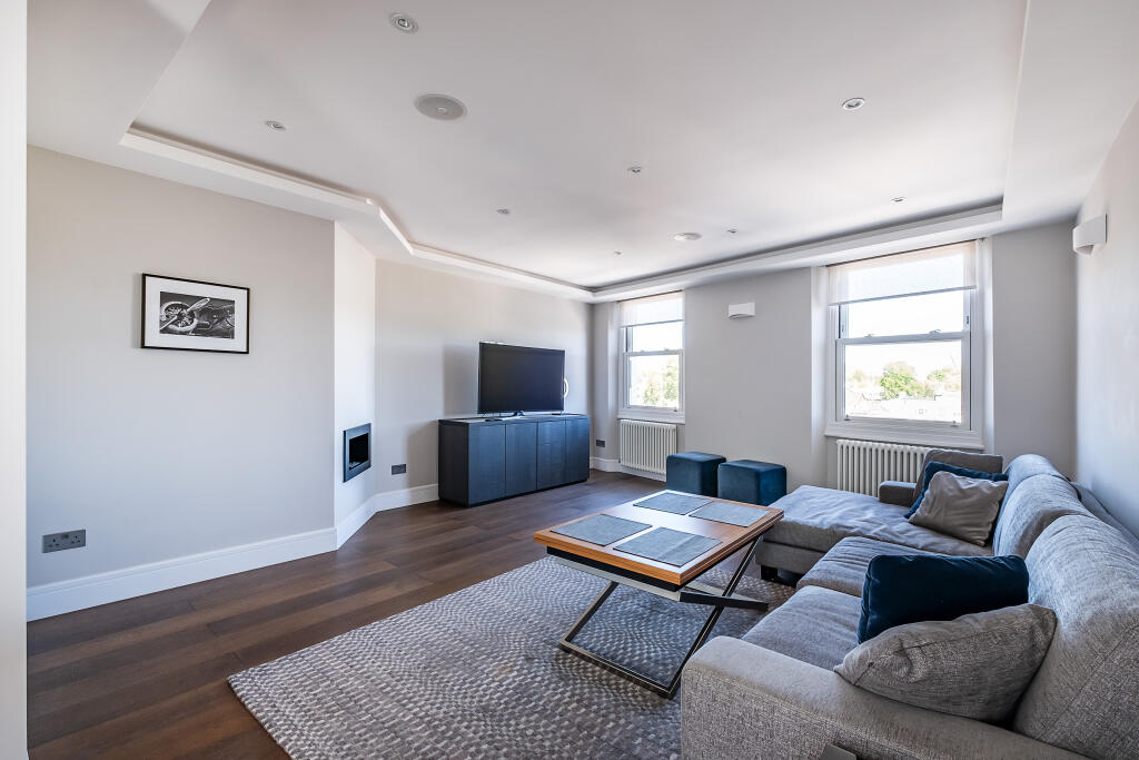 Main image of property: Edge Street, London, W8