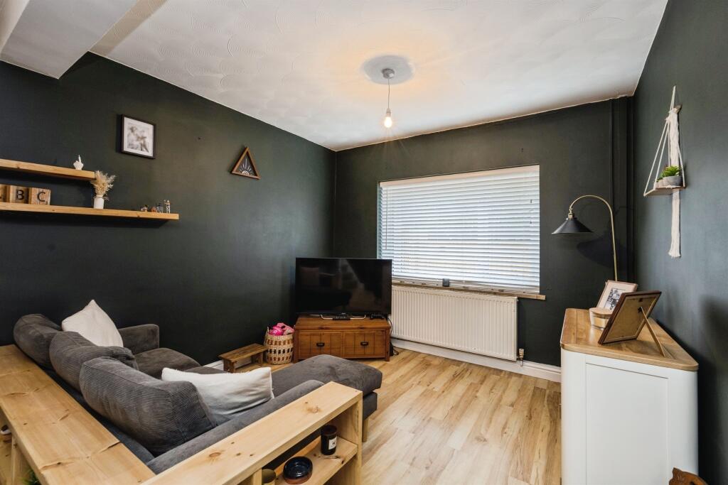 House in Swansea, Morriston - View 2