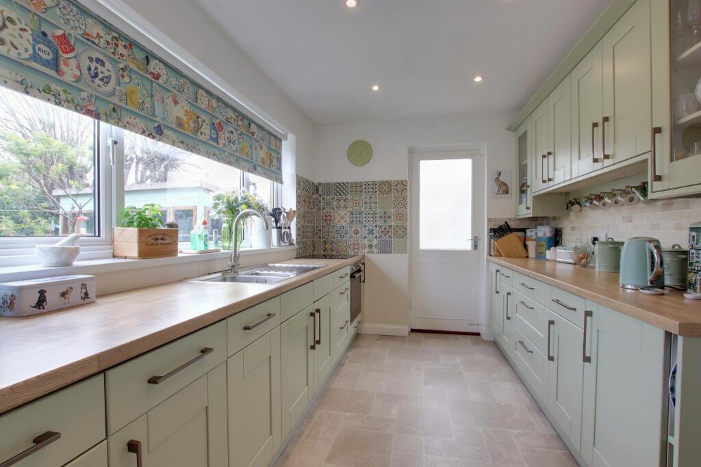Bruce Close, Fareham photo 3