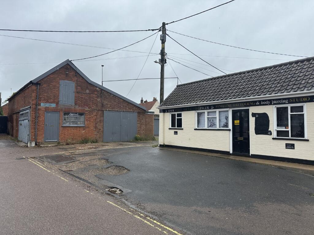Main image of property: Old Dairy, Hungate Lane, Beccles, Suffolk NR34 9TN