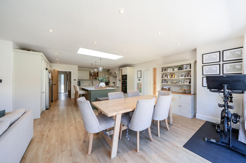 House in Runnymede, Ottershaw - View 4