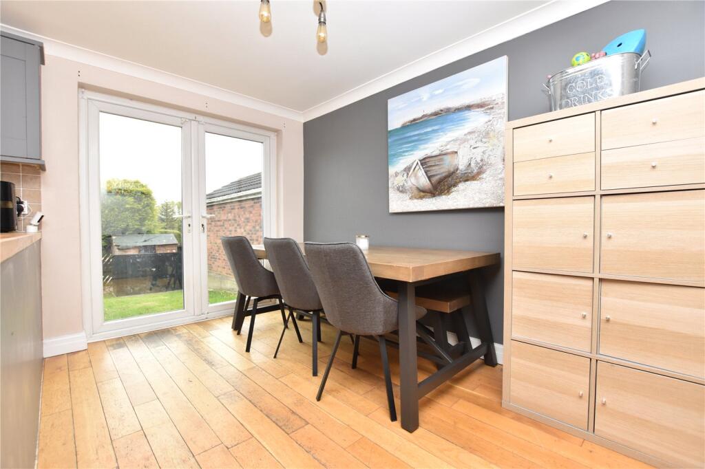 House in Leeds, Upper Green, Morley - View 4