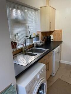 House in Leicester - View 4