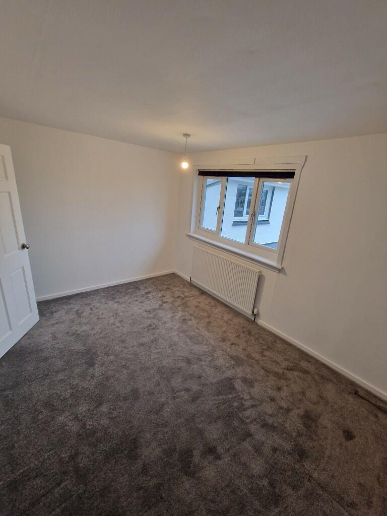 House in Glenrothes, South Parks - View 5