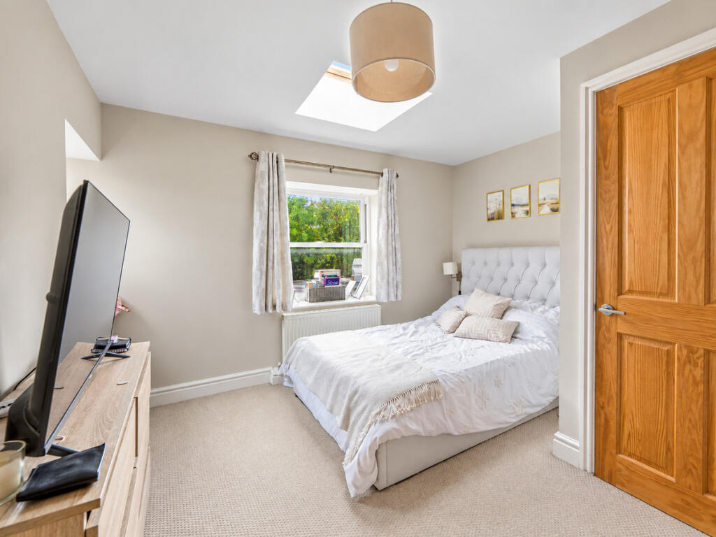 House in Bedale, Hunton - More