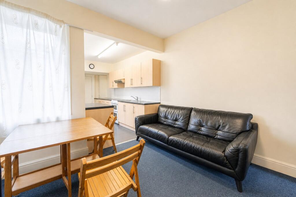 5 bedroom house for rent