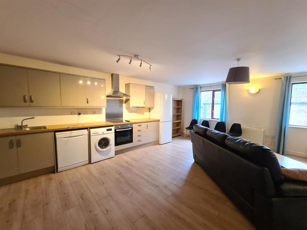 Main image of property: 3 Chapel Court, Sun Street