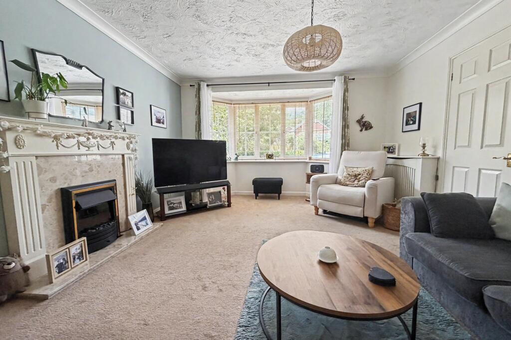 House in Verwood, Ebblake - View 2