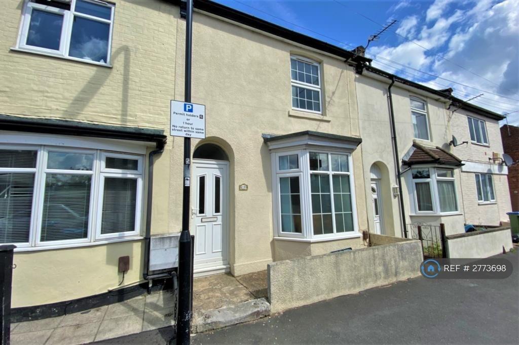 Main image of property: Middle Street, Southampton, SO14