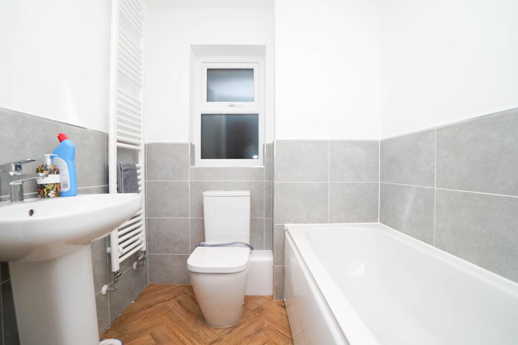 Additional image 16 of Swallow Drive, Hampton-In-Arden, B92