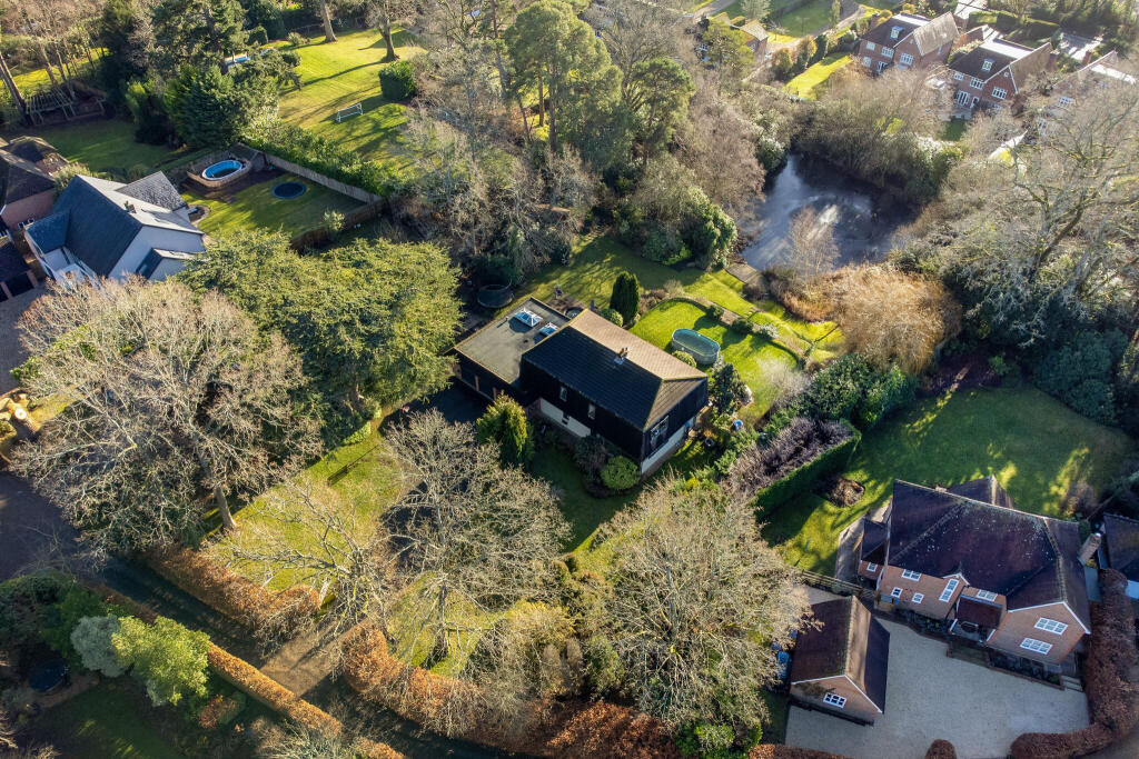 Main image of property: Tile Barn, Newbury, RG20