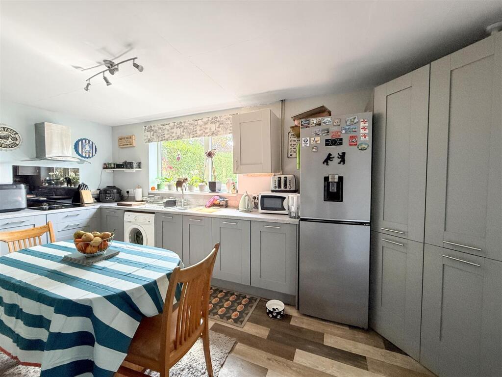 House in Nottingham - View 5