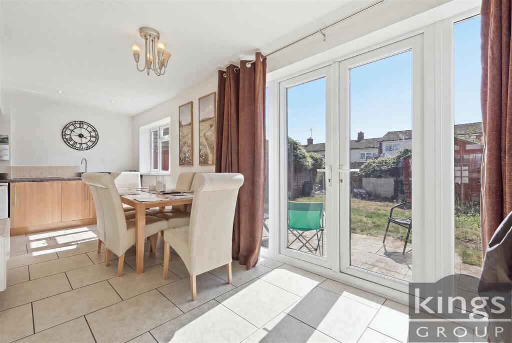 House in Harlow, Tye Green - View 5