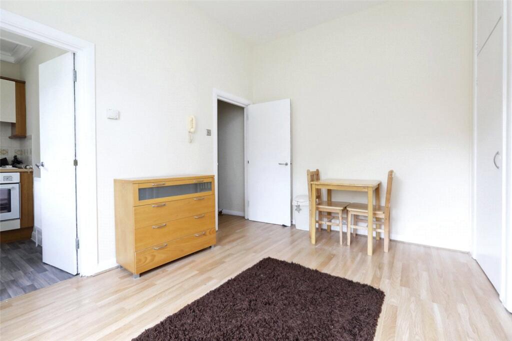 Studio apartment for rent