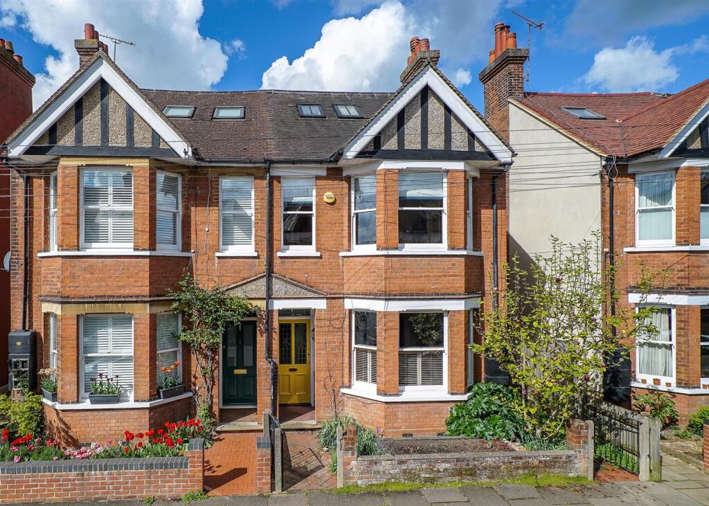 Main image of property: Glenferrie Road, St. Albans