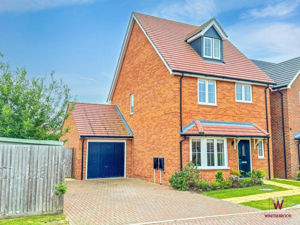 Main image of property: Mondays Field, Benson