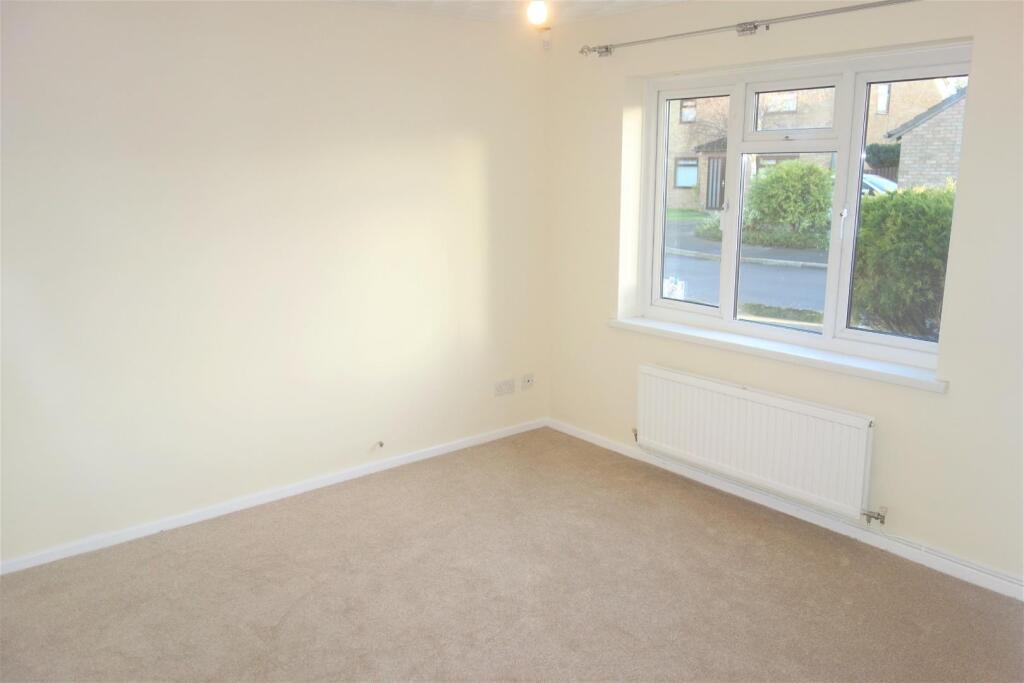 House in Penarth, Cosmeston - More