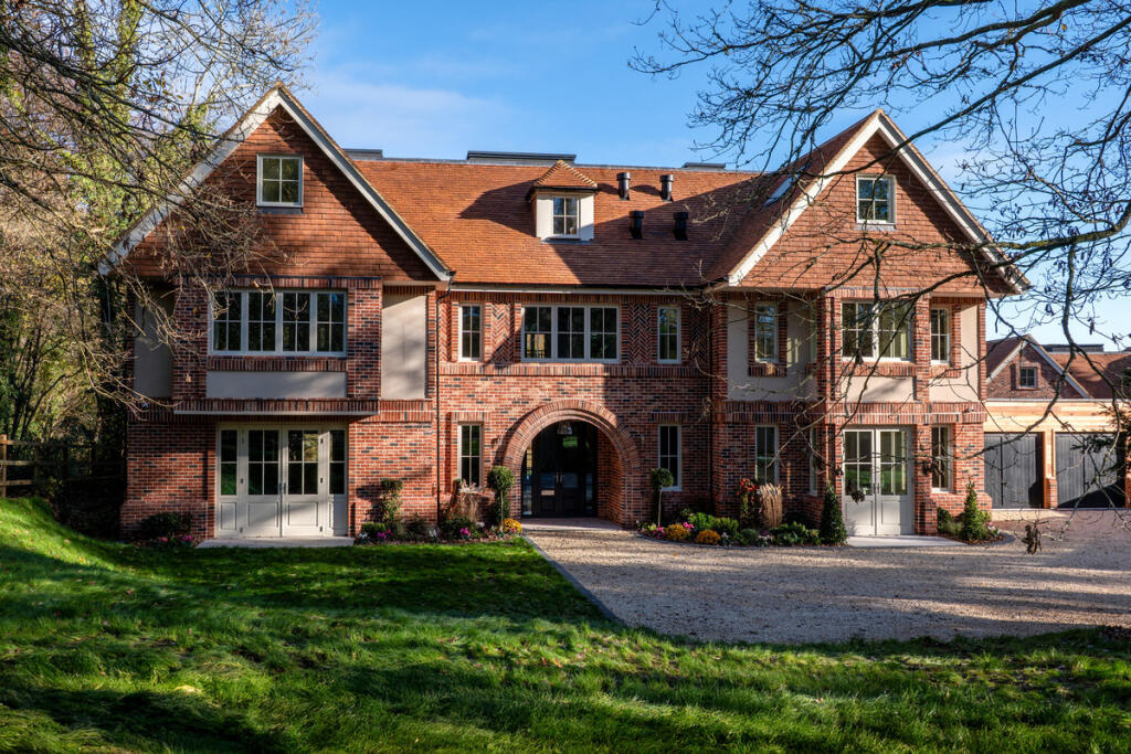 Main image of property: Kingswood Private Estate, Surrey, KT20 6