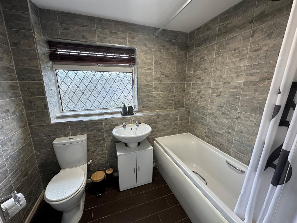 House in Leicester - More