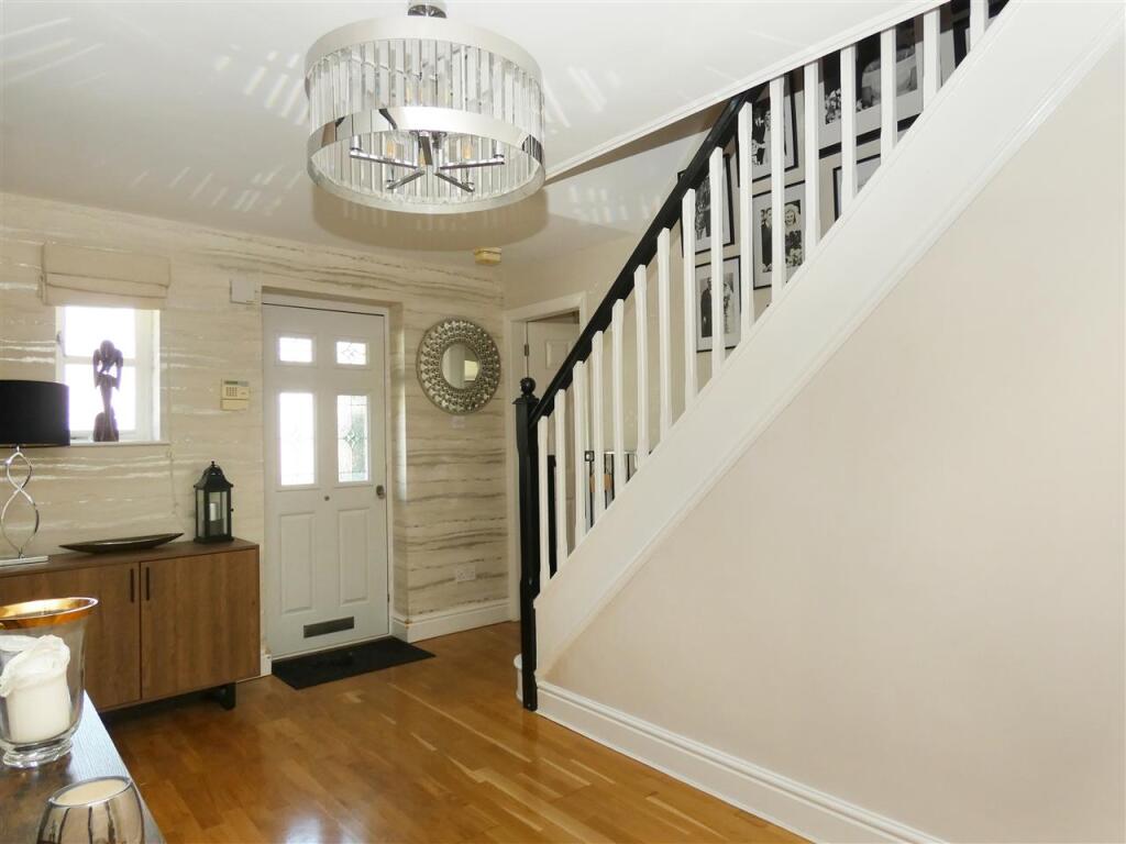 House in Knowsley, Liverpool City Region - View 3