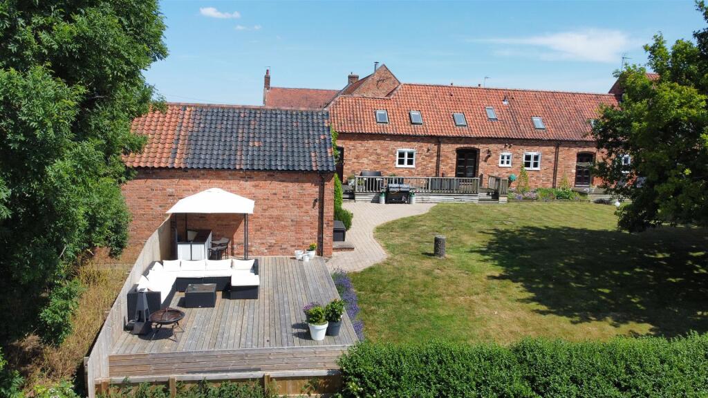 Main image of property: Park Lidgett Farm, Ossington, Newark, Nottinghamshire, NG23