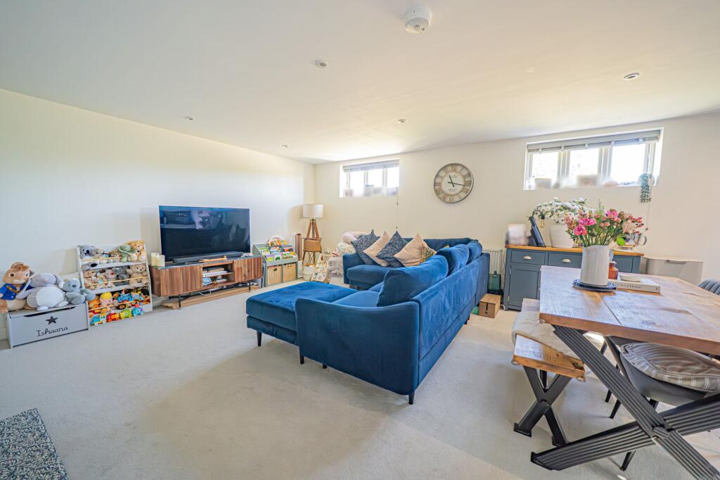 Park Mews, Solihull, B91 photo 5