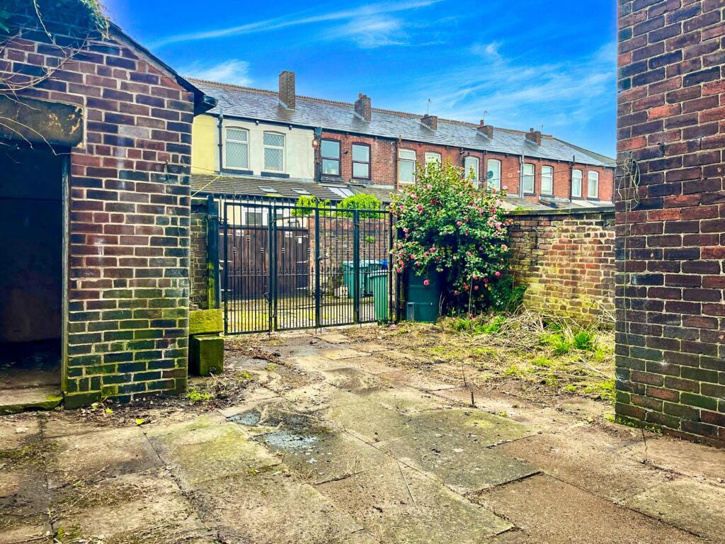 Hulbert Street, Elton, Bury BL8 photo 3