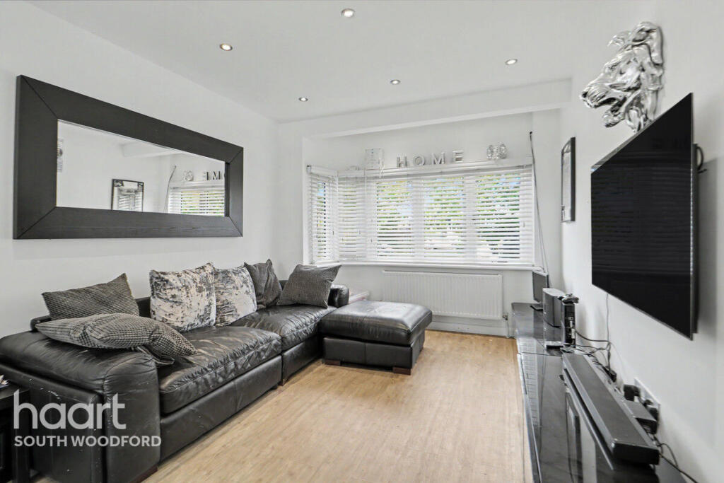 Broadmead Road, Woodford Green photo 4