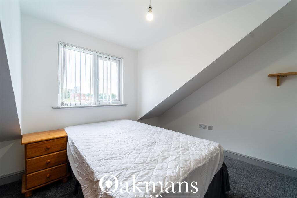 6 bedroom house for rent