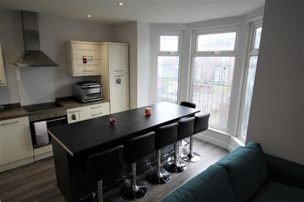 House in Leeds - View 5