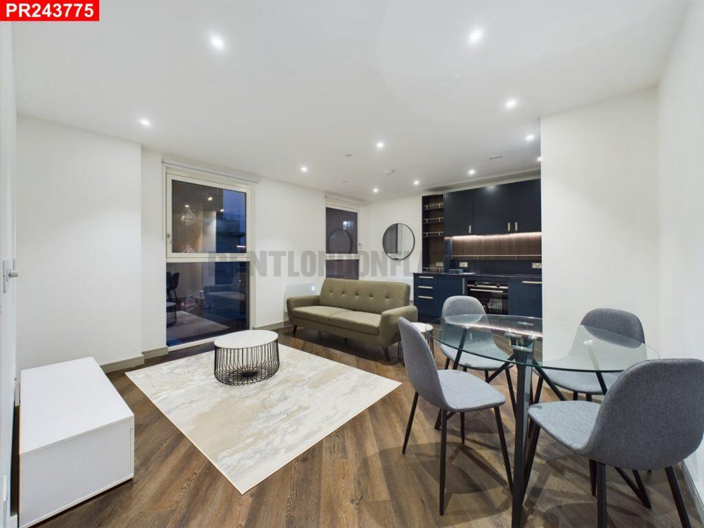 Main image of property: Staines – 1 Bedroom Flat