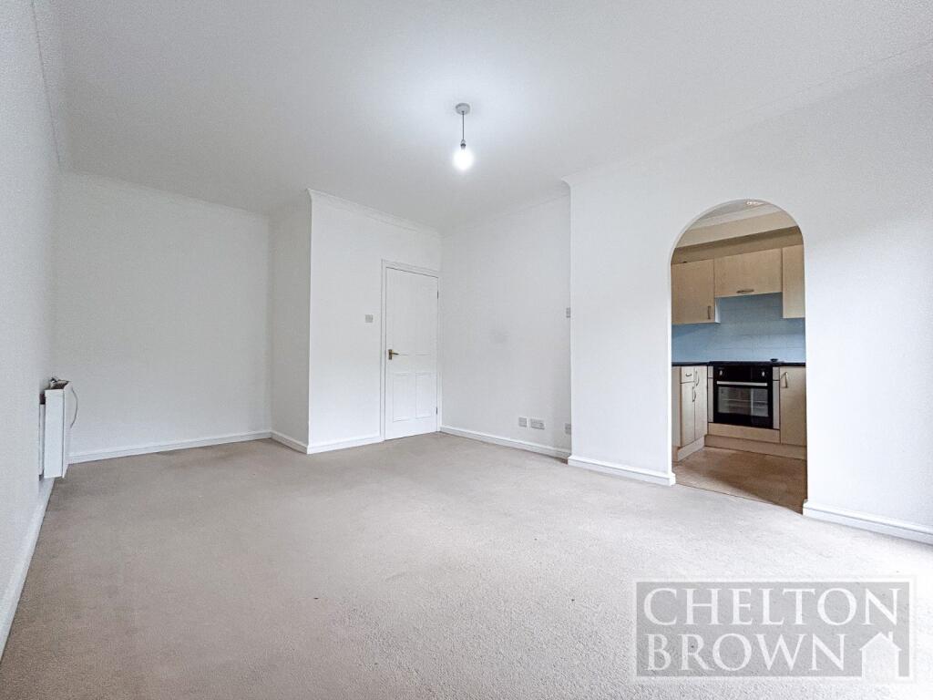 Apartment in Northampton - More