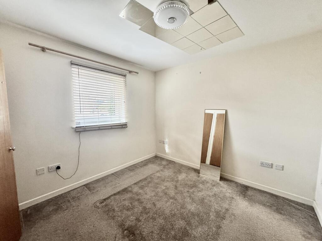 Apartment in Bedford, Cauldwell - View 5